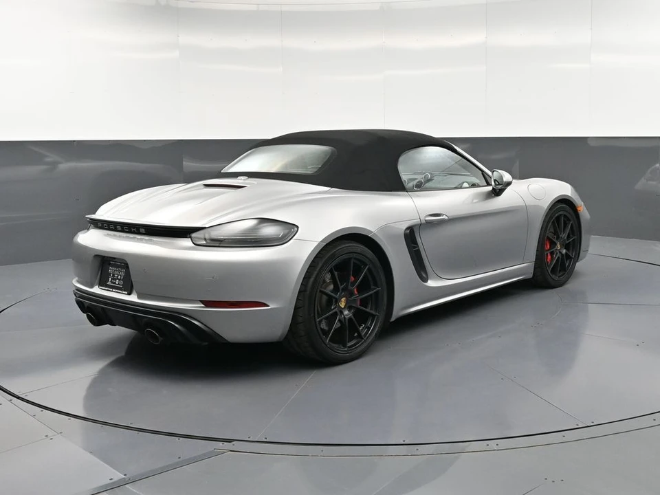 2021 Porsche - Image 7 of 31