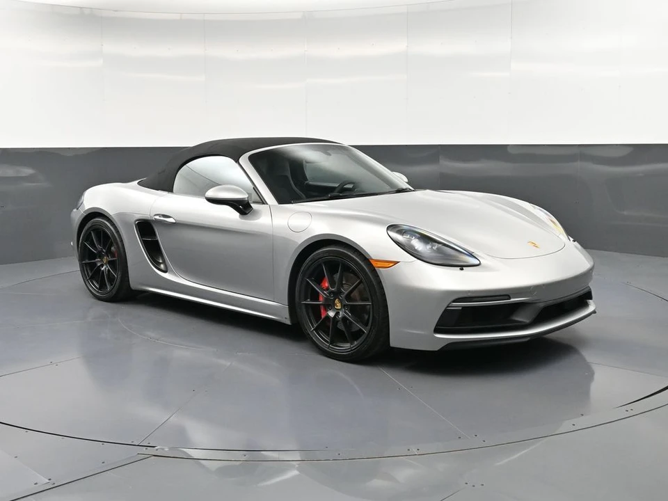 2021 Porsche - Image 9 of 31