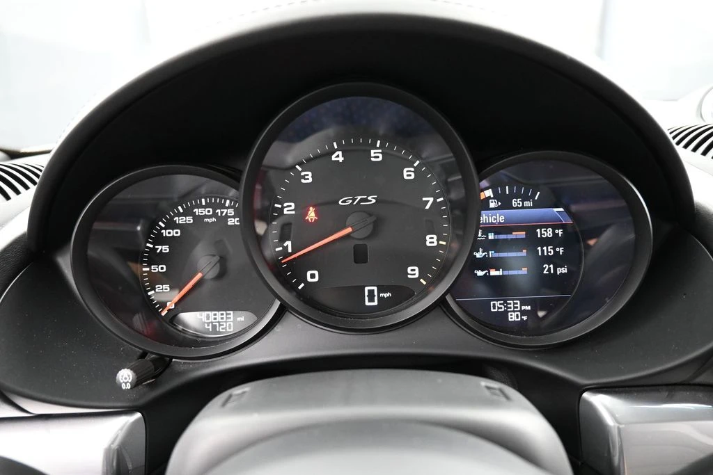 2021 Porsche - Image 17 of 31