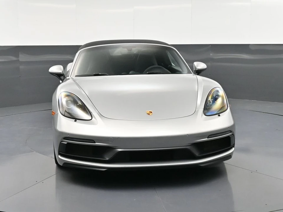 2021 Porsche - Image 10 of 31