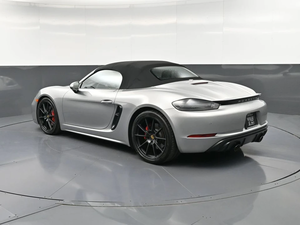 2021 Porsche - Image 3 of 31