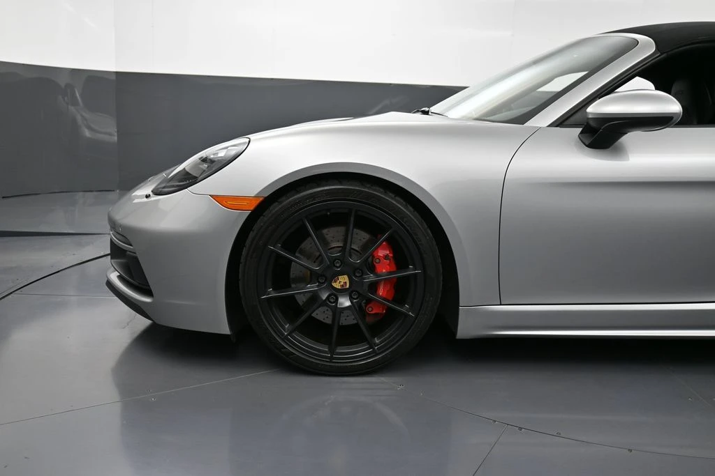 2021 Porsche - Image 11 of 31