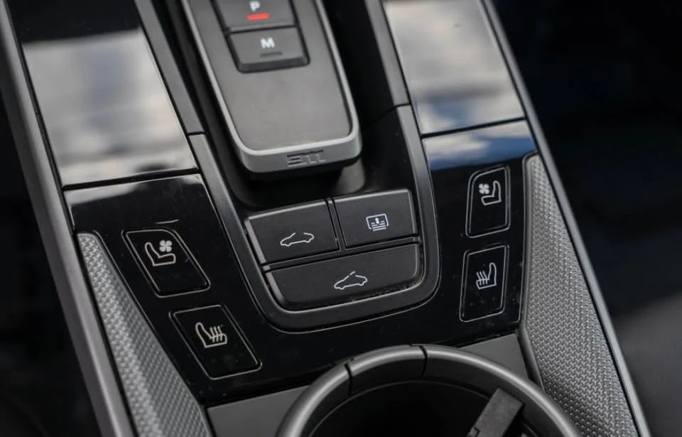 2021 Porsche 992 Carrera - Image 12 of 15