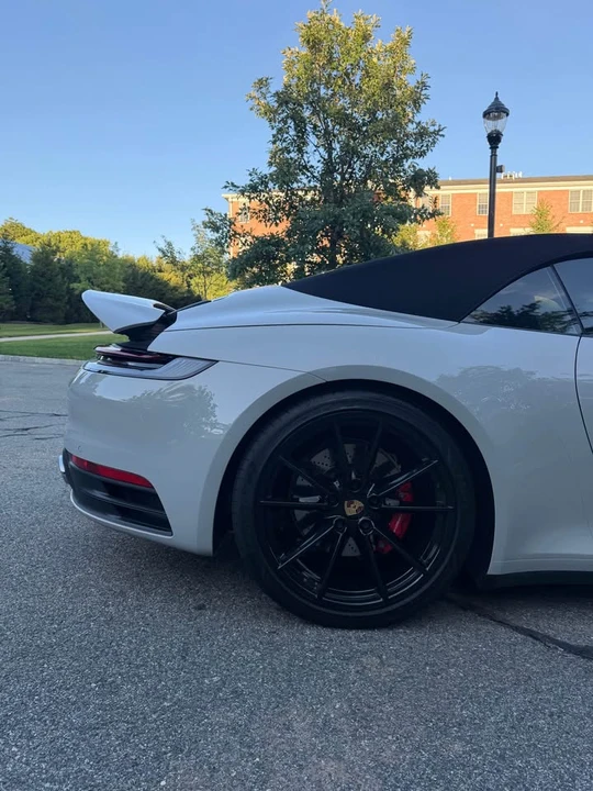 2021 Porsche 992 Carrera 4S - Image 10 of 18