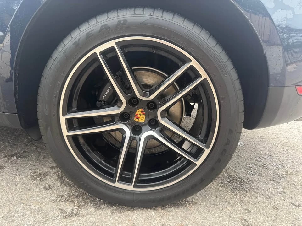 2021 Porsche 9Y0/9Y3 Cayenne - Image 2 of 11