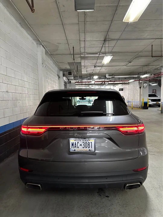 2021 Porsche 9Y0/9Y3 Cayenne - Image 5 of 10