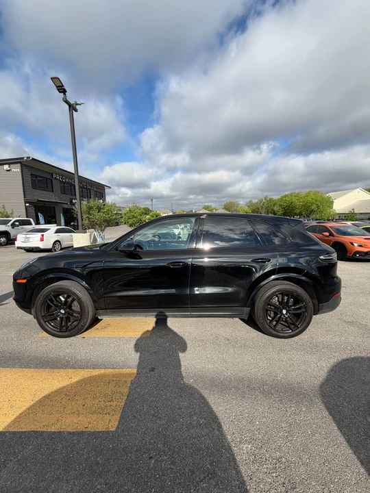 2021 Porsche 9Y0/9Y3 Cayenne - Image 4 of 11