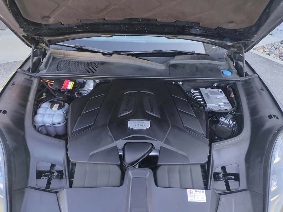 2021 Porsche 9Y0/9Y3 Cayenne - Image 17 of 17