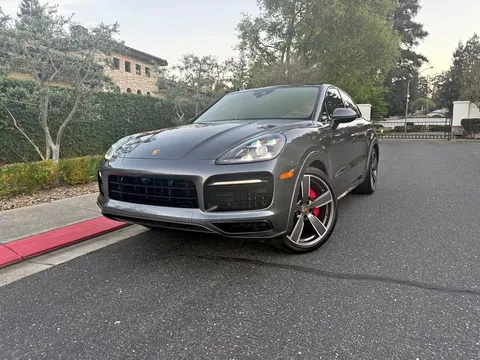 2021 Porsche Cayenne Coupe GTS