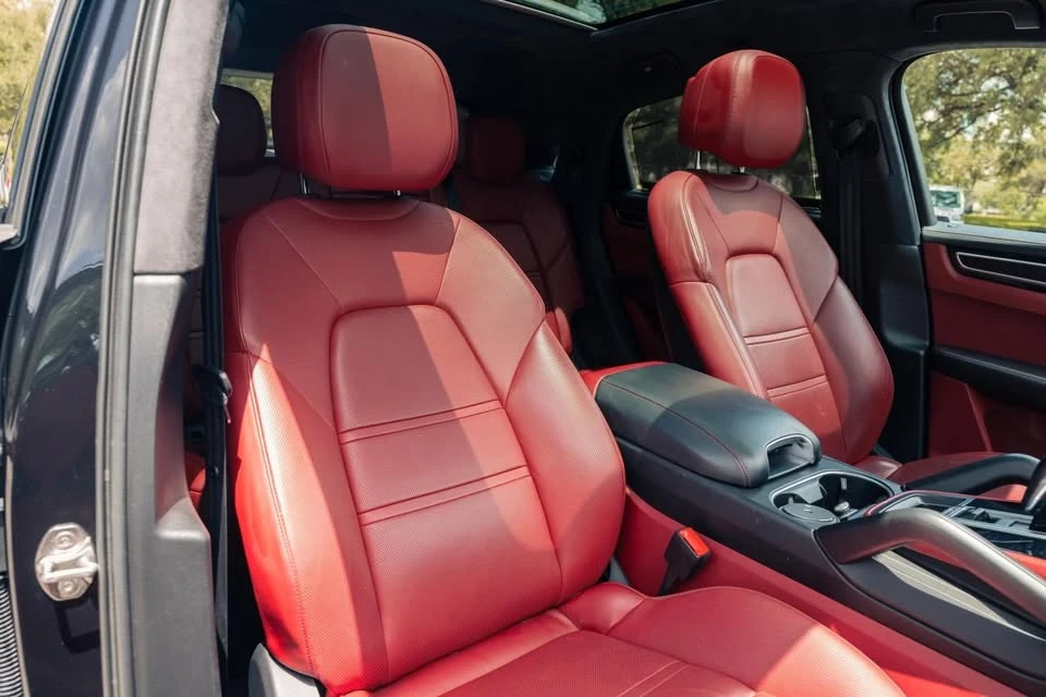 2021 Porsche 9Y0/9Y3 Cayenne GTS - Image 11 of 15