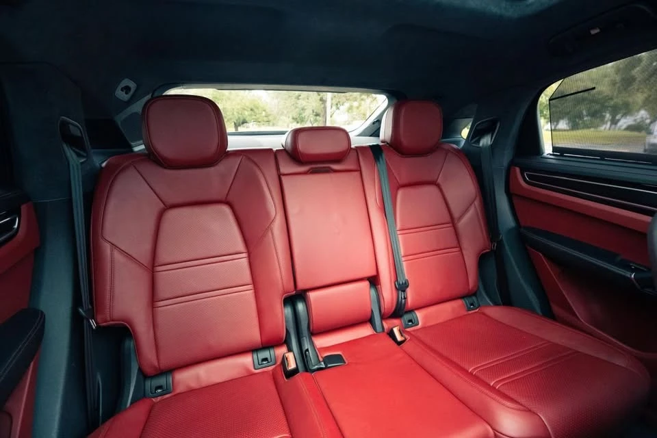 2021 Porsche 9Y0/9Y3 Cayenne GTS - Image 7 of 15