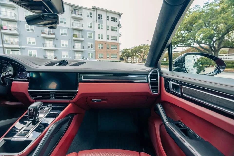 2021 Porsche 9Y0/9Y3 Cayenne GTS - Image 15 of 15
