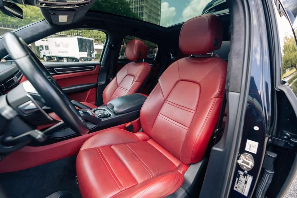 2021 Porsche 9Y0/9Y3 Cayenne GTS - Image 10 of 15