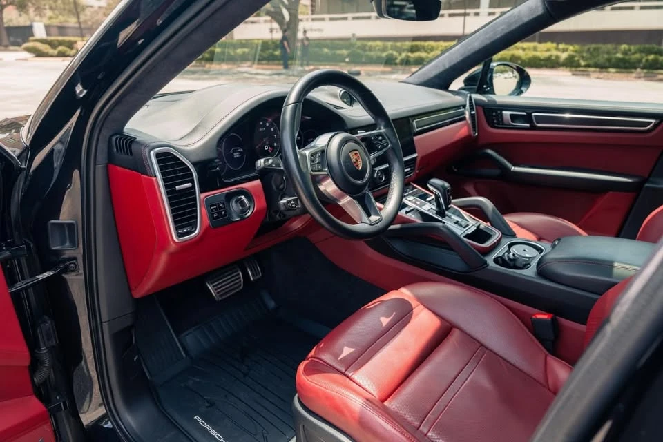 2021 Porsche 9Y0/9Y3 Cayenne GTS - Image 13 of 15