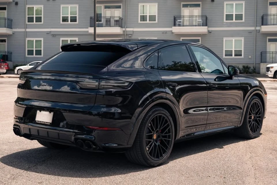 2021 Porsche 9Y0/9Y3 Cayenne GTS - Image 4 of 15