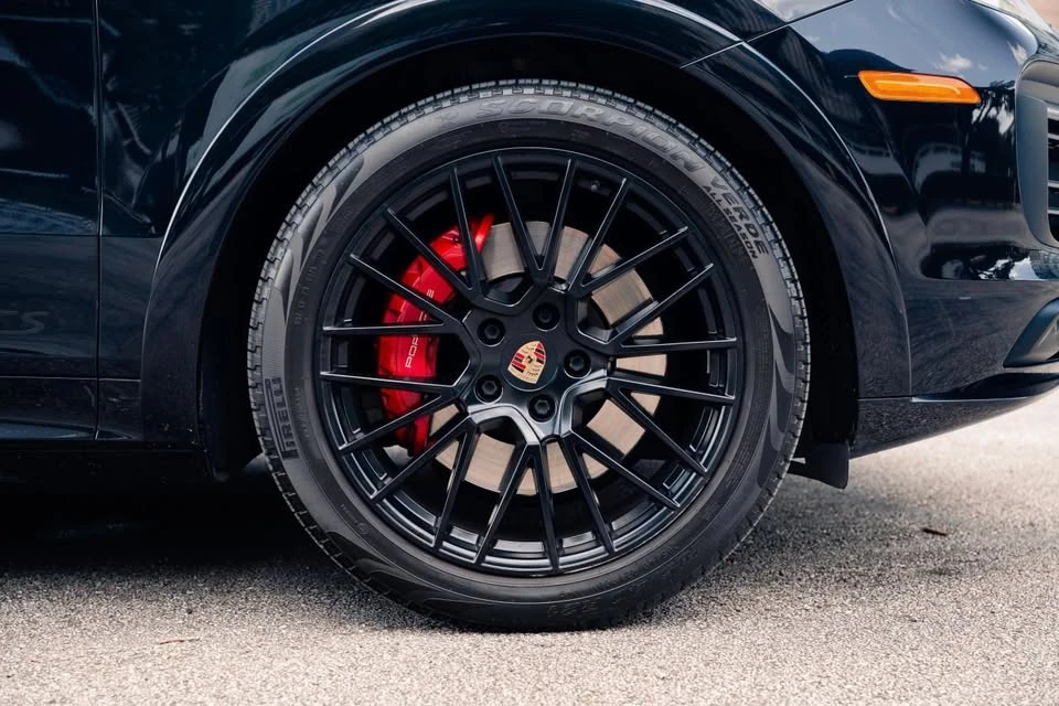 2021 Porsche 9Y0/9Y3 Cayenne GTS - Image 8 of 15