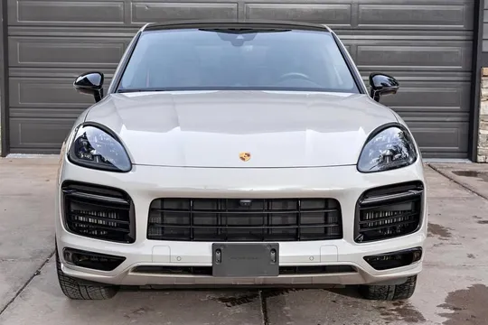 2021 Porsche Cayenne GTS Coupe