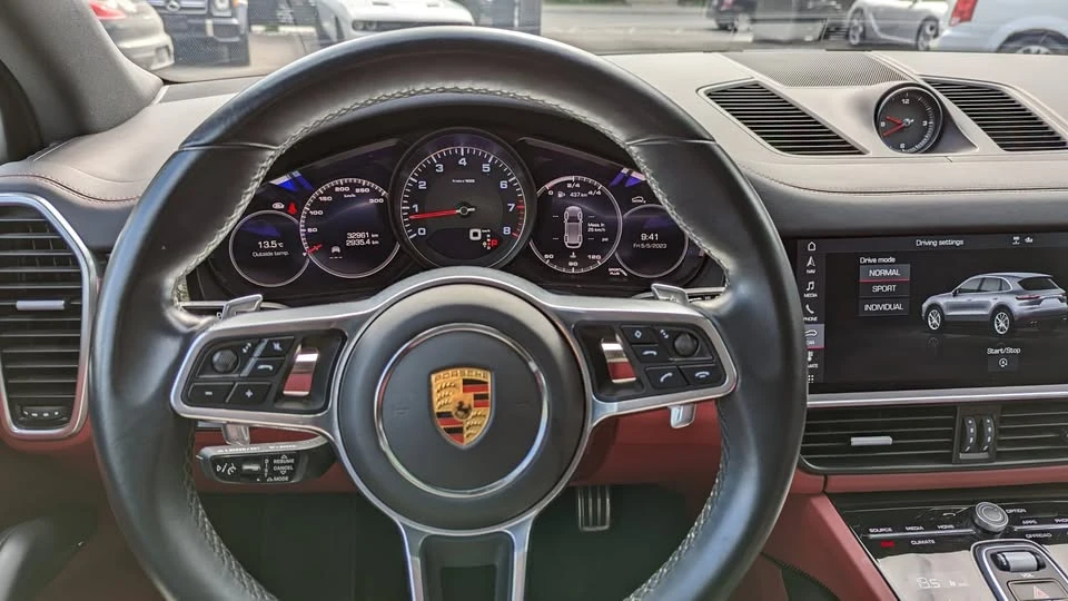 2021 Porsche 9Y0/9Y3 Cayenne S - Image 9 of 17