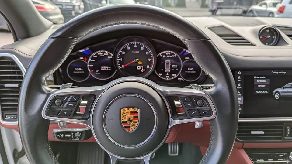 2021 Porsche 9Y0/9Y3 Cayenne S - Image 10 of 17