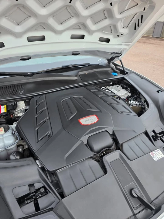 2021 Porsche 9Y0/9Y3 Cayenne Turbo - Image 10 of 15