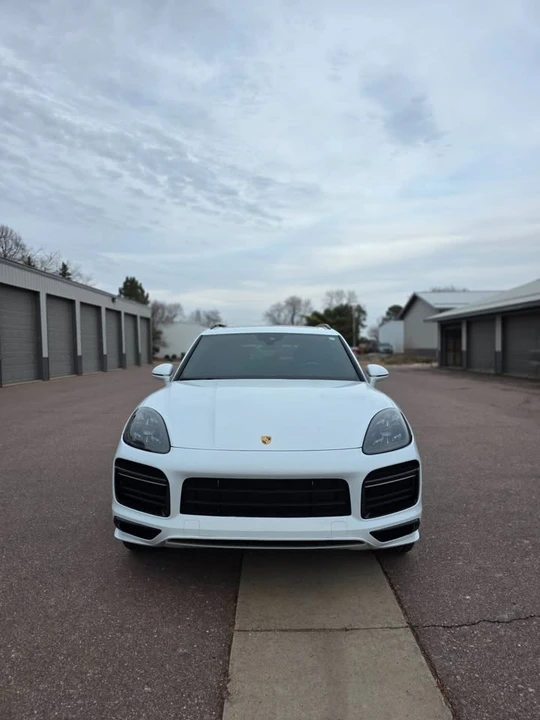 2021 Porsche 9Y0/9Y3 Cayenne Turbo - Image 2 of 15
