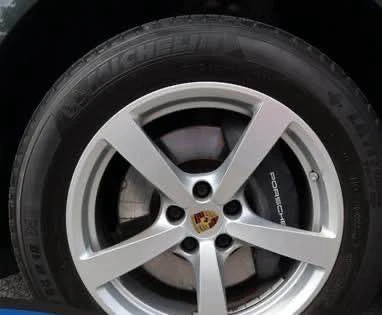 2021 Porsche Macan - Image 9 of 13