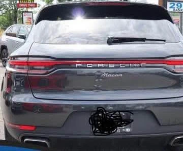 2021 Porsche Macan - Image 11 of 13