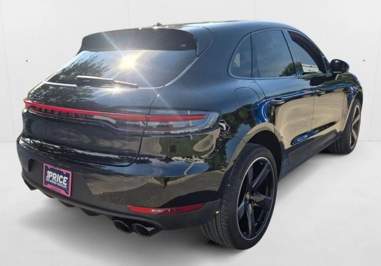 2021 Porsche Macan - Image 2 of 4
