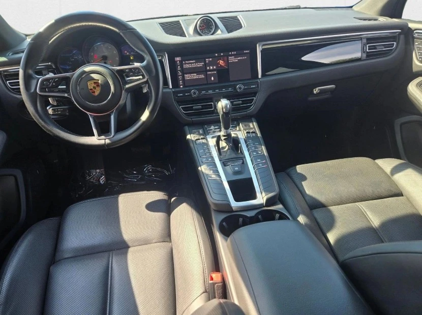 2021 Porsche Macan - Image 3 of 4