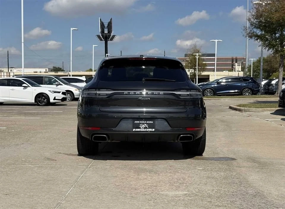 2021 Porsche Macan - Image 5 of 9