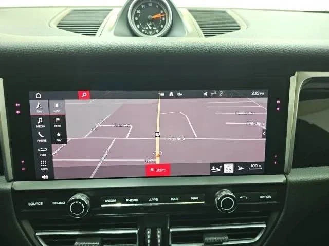 2021 Porsche Macan - Image 10 of 19