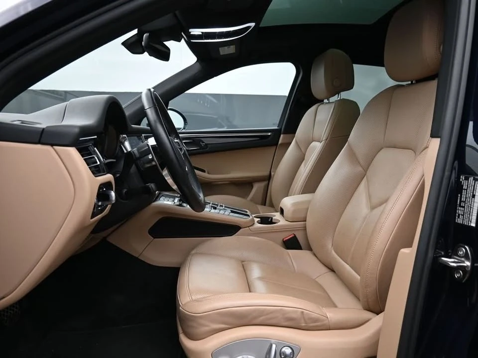 2021 Porsche Macan - Image 7 of 16