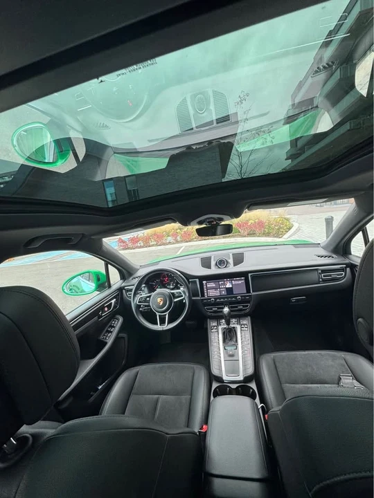 2021 Porsche Macan - Image 6 of 6