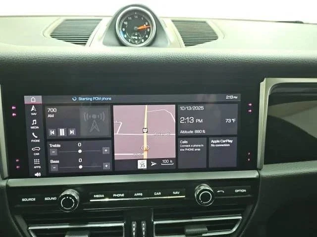 2021 Porsche Macan - Image 9 of 19