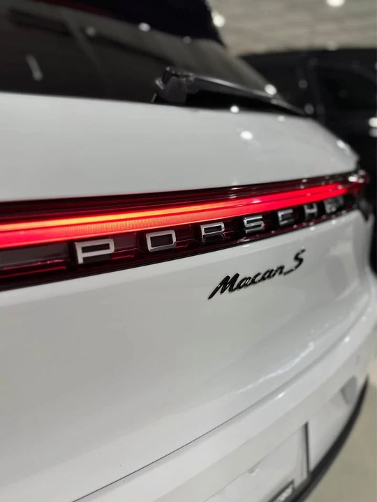 2021 Porsche Macan S - Image 5 of 11