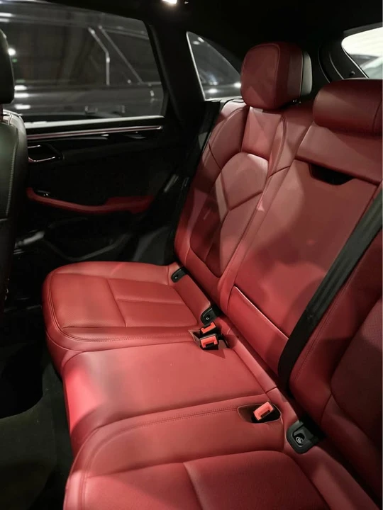 2021 Porsche Macan S - Image 10 of 11