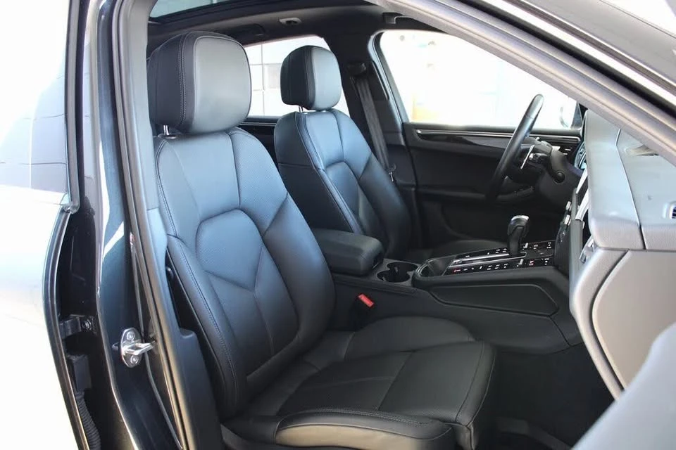 2021 Porsche Macan - Image 6 of 8