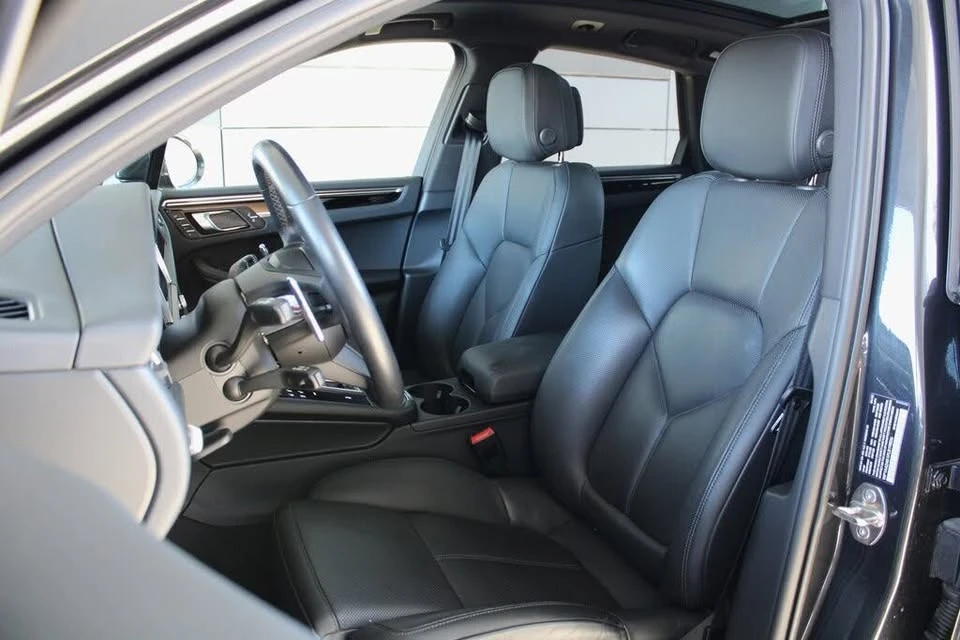 2021 Porsche Macan - Image 5 of 8