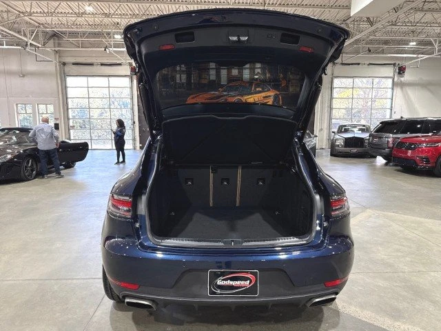 2021 Porsche Macan - Image 15 of 20