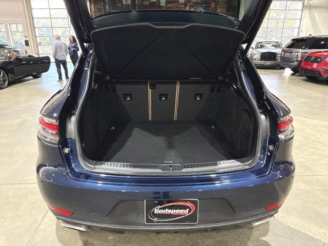 2021 Porsche Macan - Image 16 of 20