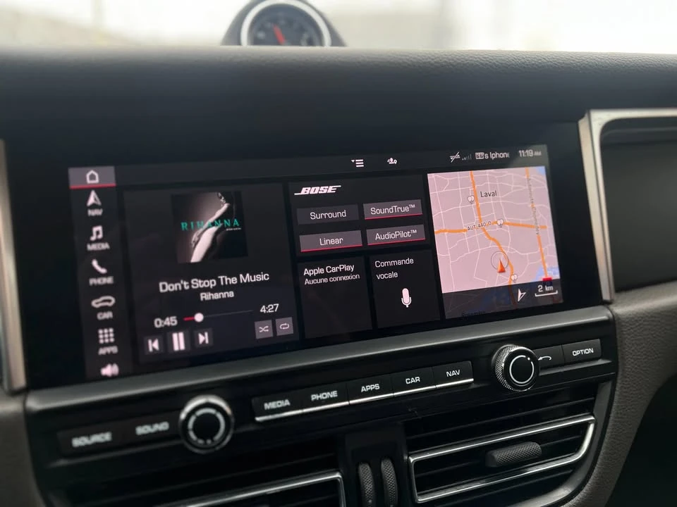 2021 Porsche Macan - Image 15 of 20