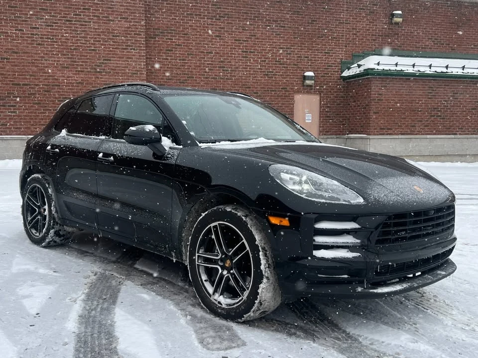2021 Porsche Macan - Image 2 of 20