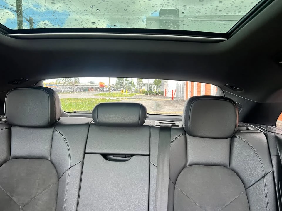2021 Porsche Macan - Image 8 of 8