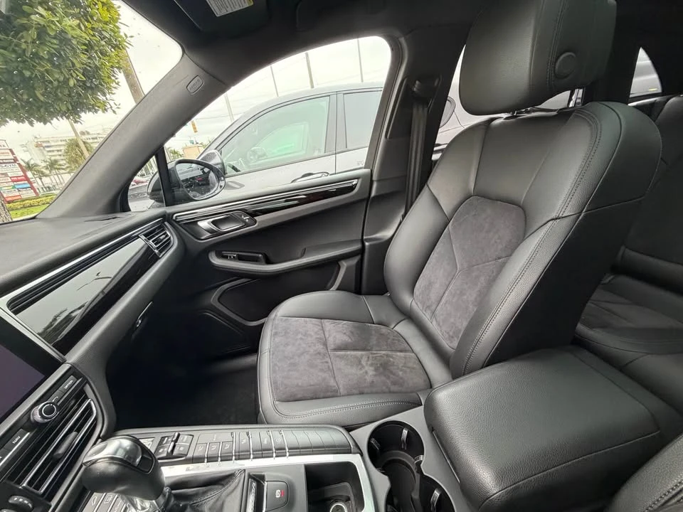 2021 Porsche Macan - Image 8 of 8