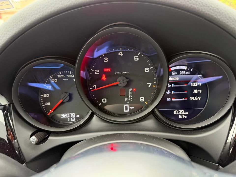 2021 Porsche Macan - Image 6 of 8