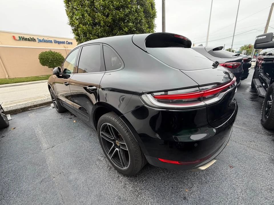 2021 Porsche Macan - Image 4 of 8