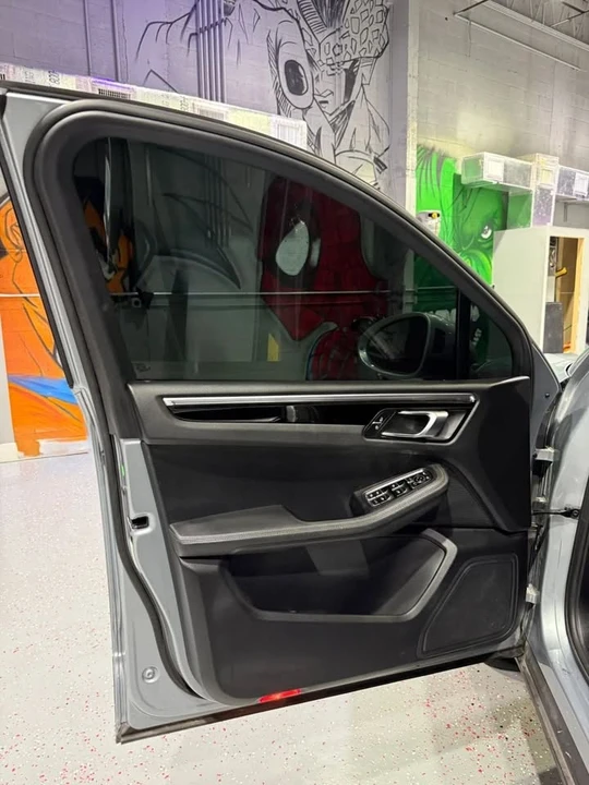 2021 Porsche Macan - Image 12 of 20