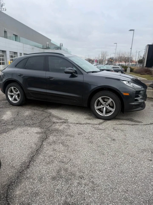 2021 Porsche Macan - Image 7 of 16
