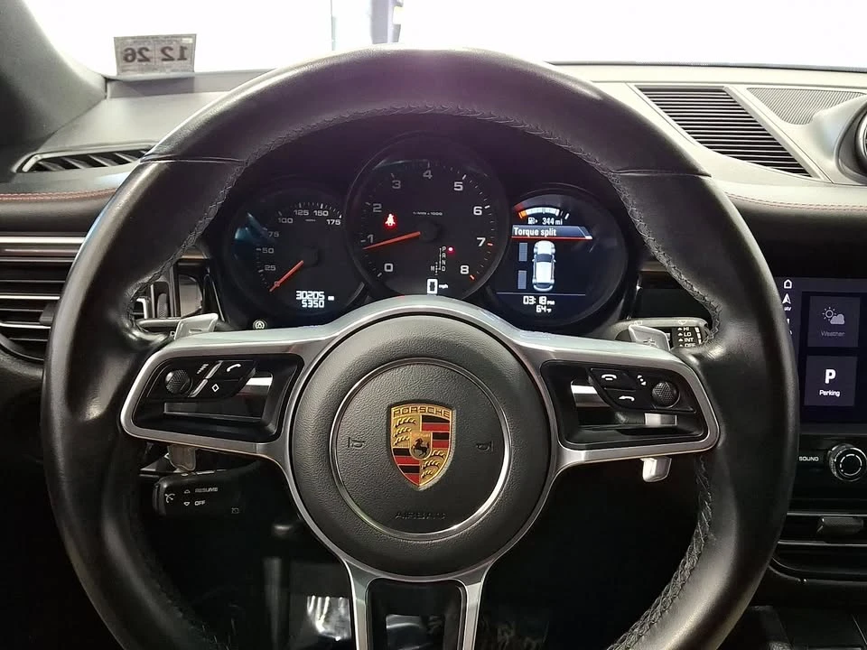 2021 Porsche Macan - Image 13 of 15