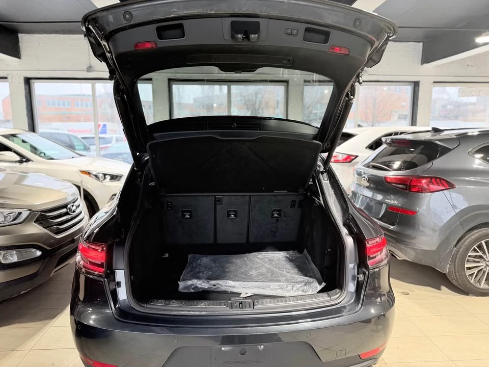 2021 Porsche Macan - Image 11 of 11
